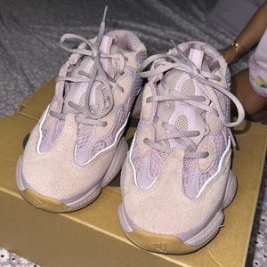Purple Yeezy 500 size 5.5